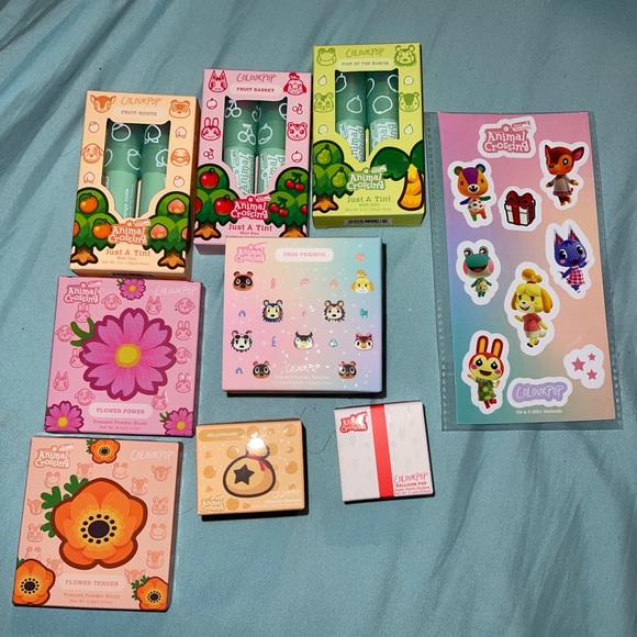 Animal Crossing x colourpop